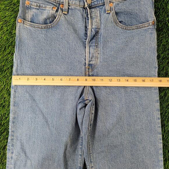 LEVIS 501 Baggy Button Fly Boyfriend Jeans Womens 2 29x26 Faded Stonewash - Picture 8 of 16